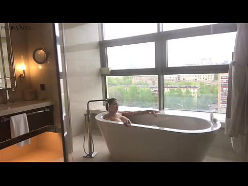 ❤️ Riesiges Babe wichst leidenschaftlich ihre Muschi im Badezimmer ❌ Sex video bei uns de.nastypornpics-com.ru ❌❤